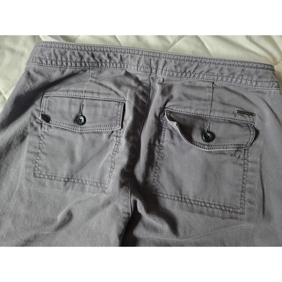 LL Bean Favorite Fit Women's Gray Cargo Pants Size 4 Regular EUC - Picture 7 of 12